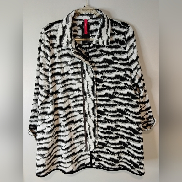 Black and White Zebra Print Women's Jacket - Picture 6 of 7